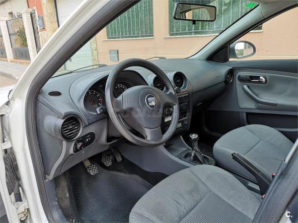 SEAT Ibiza 1.4i 16v 100 CV STELLA 5p.