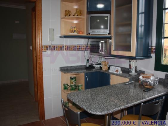 Casa en venta de 4 habitaciones en Riba roja de Túria Valencia